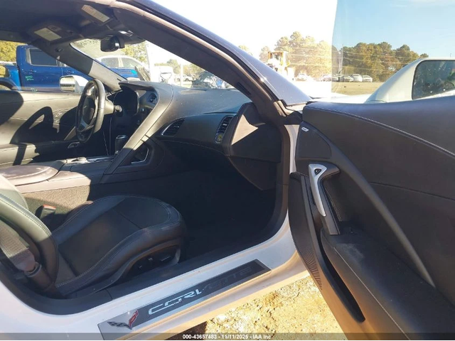 Chevrolet Corvette STINGRAY - автомобили, коли, обяви за нови и употребявани 7