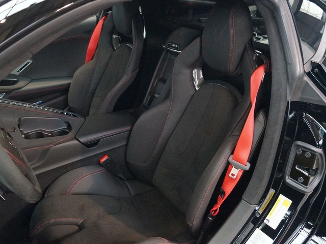 Chevrolet Corvette C8 6.2 V8 - автомобили, коли, обяви за нови и употребявани 6