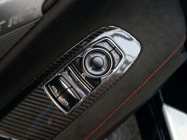 Chevrolet Corvette C8 6.2 V8 - автомобили, коли, обяви за нови и употребявани 8