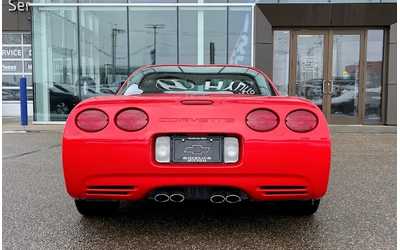 chevrolet-corvette - 4