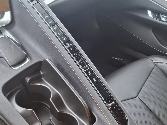 Chevrolet Corvette Stingray 1LT Coupe RWD* АвтоКредит* (Цена до БГ) - автомобили, коли, обяви за нови и употребявани 15