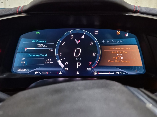 Chevrolet Corvette 6.2L 8cyl Rear Wheel Drive - автомобили, коли, обяви за нови и употребявани 9