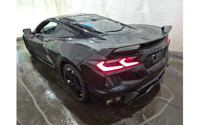 chevrolet-corvette-6-2l-8cyl-rear-wheel-drive - 3