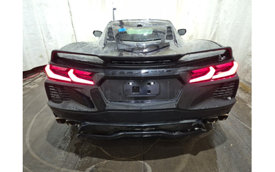 chevrolet-corvette-6-2l-8cyl-rear-wheel-drive - 5