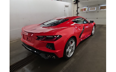 chevrolet-corvette-6-2l-8cyl-rear-wheel-drive - 2