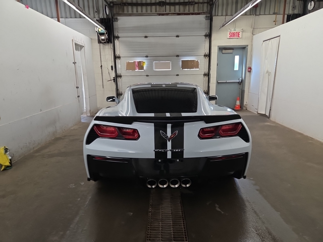 Chevrolet Corvette 6.2L 8cyl Rear Wheel Drive - автомобили, коли, обяви за нови и употребявани 15