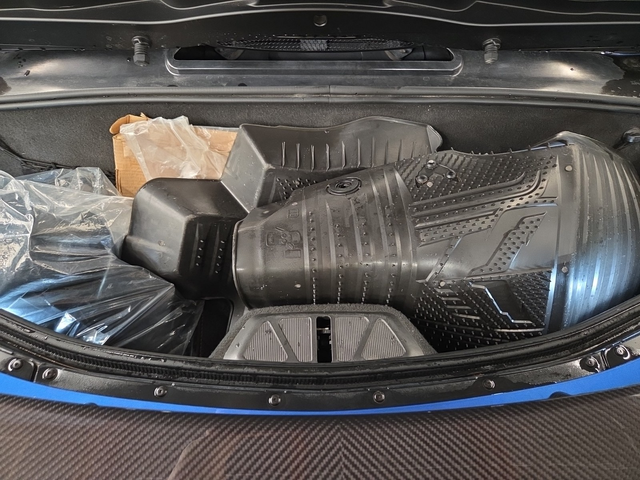 Chevrolet Corvette 6.2L 8cyl Rear Wheel Drive - автомобили, коли, обяви за нови и употребявани 13