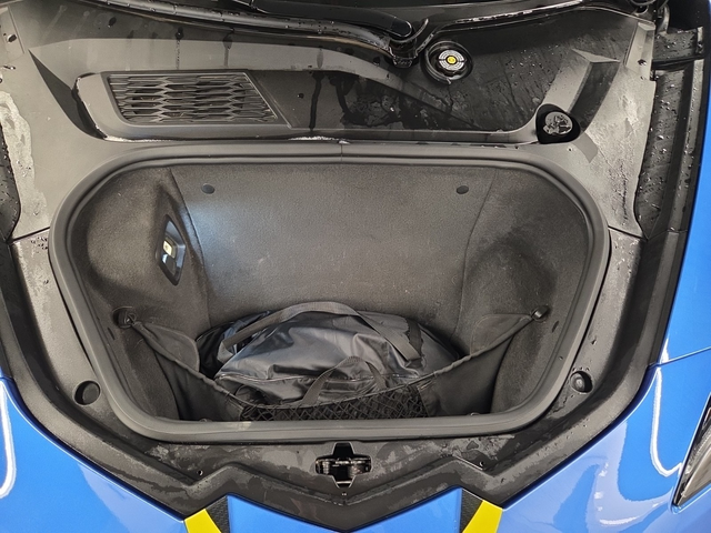 Chevrolet Corvette 6.2L 8cyl Rear Wheel Drive - автомобили, коли, обяви за нови и употребявани 15