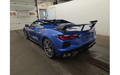 chevrolet-corvette-6-2l-8cyl-rear-wheel-drive - 3