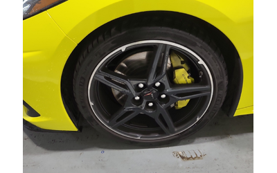chevrolet-corvette-6-2l-8cyl-rear-wheel-drive - 5