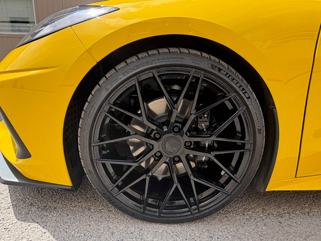 Chevrolet Corvette 6.2L 8cyl Rear Wheel Drive - автомобили, коли, обяви за нови и употребявани 13