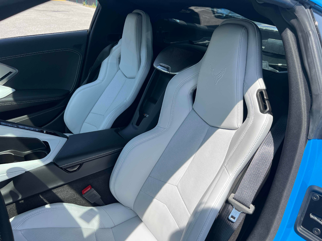 Chevrolet Corvette 6.2L 8cyl RWD - автомобили, коли, обяви за нови и употребявани 11