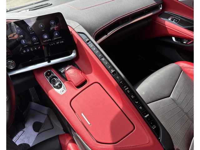 Chevrolet Corvette 2LT - автомобили, коли, обяви за нови и употребявани 11