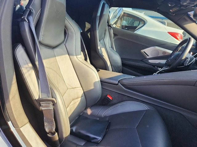 Chevrolet Corvette Stingray - автомобили, коли, обяви за нови и употребявани 9