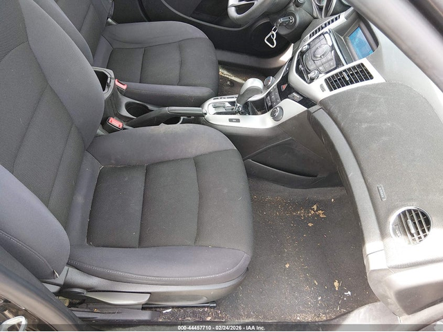 Chevrolet Cruze 1.4L I-4 DOHC, VVT, TURBO, 138HP Front Wheel Drive - автомобили, коли, обяви за нови и употребявани 4