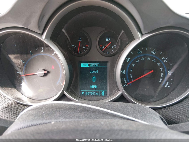 Chevrolet Cruze 1.4L I-4 DOHC, VVT, TURBO, 138HP Front Wheel Drive - автомобили, коли, обяви за нови и употребявани 6