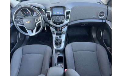 Chevrolet Cruze 1,8i 141ps,GPL,нави,мулти,темпо,борд.,евро5 - автомобили, коли, обяви за нови и употребявани 11