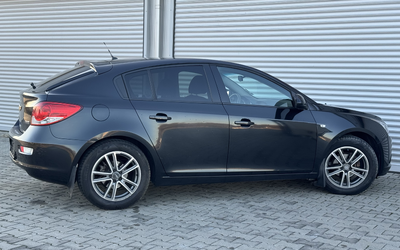 Chevrolet Cruze 1,8i 141ps,GPL,нави,мулти,темпо,борд.,евро5 - автомобили, коли, обяви за нови и употребявани 6