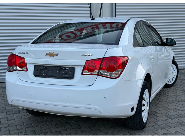 Chevrolet Cruze 1, 6i bi-fuel LPG, 124k.c., ев5, клима, лимо, темп - автомобили, коли, обяви за нови и употребявани 4