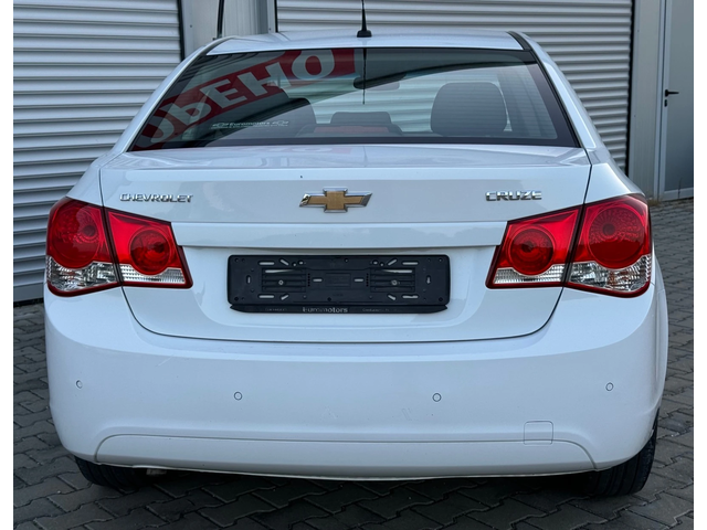 Chevrolet Cruze 1, 6i bi-fuel LPG, 124k.c., ев5, клима, лимо, темп - автомобили, коли, обяви за нови и употребявани 6