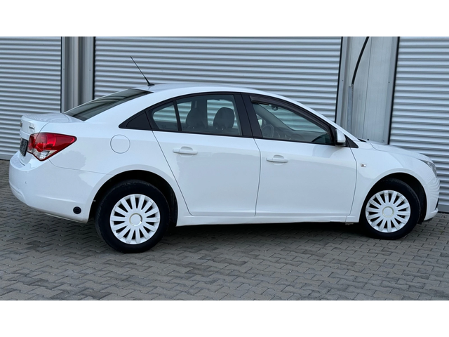 Chevrolet Cruze 1, 6i bi-fuel LPG, 124k.c., ев5, клима, лимо, темп - автомобили, коли, обяви за нови и употребявани 7