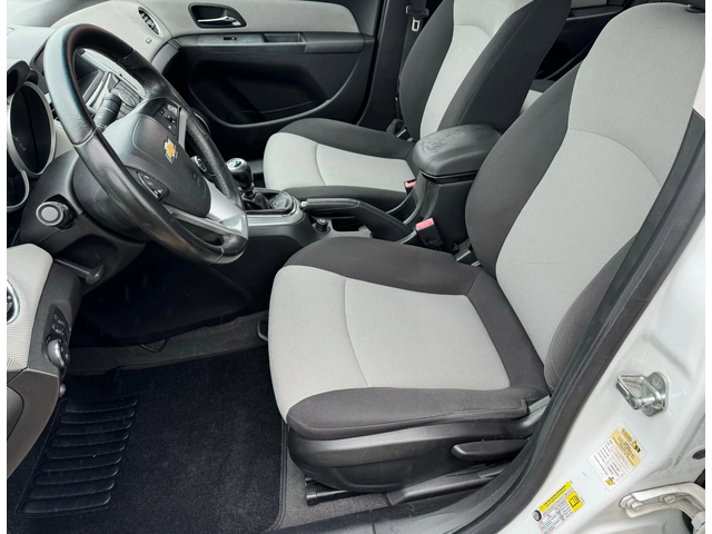 Chevrolet Cruze 1, 8i 141ps, bi-fuel GPL, клима, мулти, темпо, бор - автомобили, коли, обяви за нови и употребявани 16