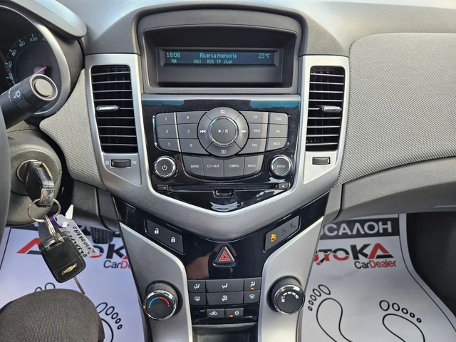 Chevrolet Cruze 1.6i-113кс= КЛИМАТИК= 188.000km= EURO 5A - автомобили, коли, обяви за нови и употребявани 15