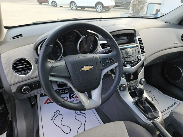 Chevrolet Cruze 1.6i-113кс= КЛИМАТИК= 188.000km= EURO 5A - автомобили, коли, обяви за нови и употребявани 7