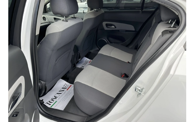 Chevrolet Cruze 1.6i* Навигация* Лизинг - автомобили, коли, обяви за нови и употребявани 9