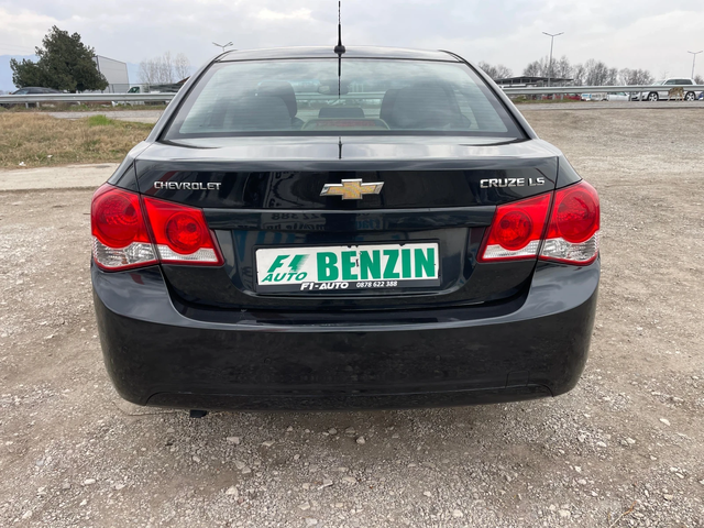 Chevrolet Cruze 1.6i-113-ITALIA - автомобили, коли, обяви за нови и употребявани 9