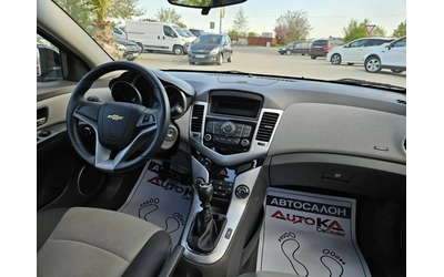 Chevrolet Cruze 1.6i-113кс= КЛИМАТИК= 188.000km= EURO 5A - автомобили, коли, обяви за нови и употребявани 12