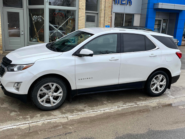Chevrolet Equinox 2.0L 4cyl AWD - автомобили, коли, обяви за нови и употребявани 1