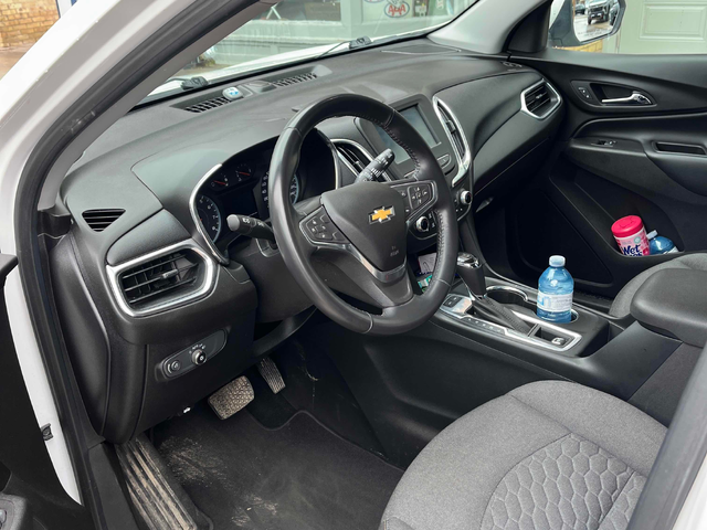 Chevrolet Equinox 2.0L 4cyl AWD - автомобили, коли, обяви за нови и употребявани 4