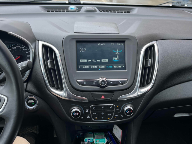 Chevrolet Equinox 2.0L 4cyl AWD - автомобили, коли, обяви за нови и употребявани 8