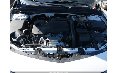 Chevrolet Malibu 1.5L I-4 DI, DOHC, VVT, TURBO, 160HP Front Wheel Drive - автомобили, коли, обяви за нови и употребявани 9