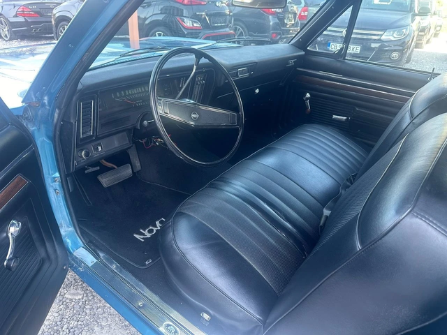 Chevrolet Nova II 307ci V8 5000cc РЕСТАВРИРАН в Швейцария - автомобили, коли, обяви за нови и употребявани 10