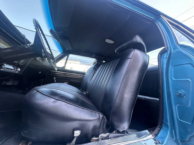 Chevrolet Nova II 307ci V8 5000cc РЕСТАВРИРАН в Швейцария - автомобили, коли, обяви за нови и употребявани 15