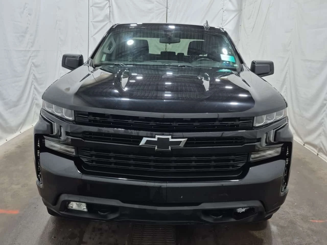 Chevrolet Silverado RST CREW CAB SHORT BED * CARFAX * Eдин собственик - автомобили, коли, обяви за нови и употребявани 1