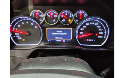 Chevrolet Silverado RST CREW CAB SHORT BED * CARFAX * Eдин собственик - автомобили, коли, обяви за нови и употребявани 7