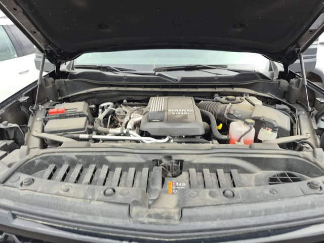 Chevrolet Silverado DIESEL * LT TRAIL BOSS CREW CAB STD BED * CARFAX * - автомобили, коли, обяви за нови и употребявани 11