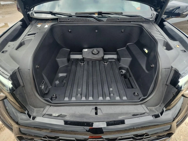 Chevrolet Silverado EV RST - автомобили, коли, обяви за нови и употребявани 10