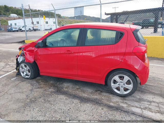 Chevrolet Spark 1.4L I-4 DOHC, VVT, 98HP Front Wheel Drive - автомобили, коли, обяви за нови и употребявани 13