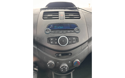 Chevrolet Spark 1.0GAZ EURO 5 - автомобили, коли, обяви за нови и употребявани 12
