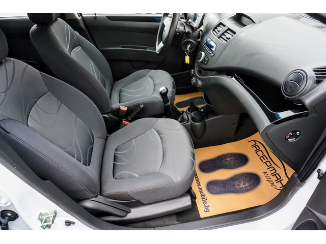 Chevrolet Spark 1.0i GPL - автомобили, коли, обяви за нови и употребявани 11