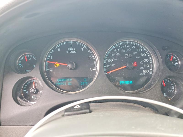 Chevrolet Suburban 5.3L 8 4x4 w/Rear Wheel Drv - автомобили, коли, обяви за нови и употребявани 7