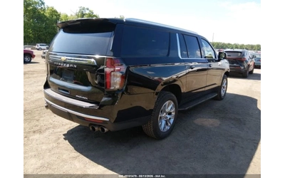 chevrolet-suburban - 3