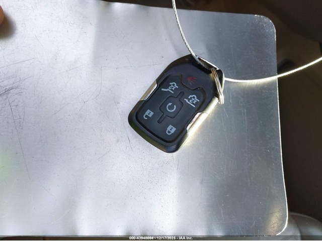 Chevrolet Tahoe 5.3L V-8 DI, VVT, 355HP 4X4 Drive - автомобили, коли, обяви за нови и употребявани 10