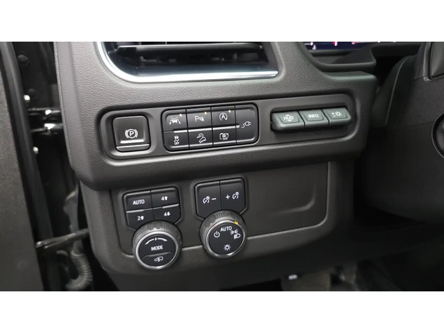 Chevrolet Tahoe 6.2 - автомобили, коли, обяви за нови и употребявани 7