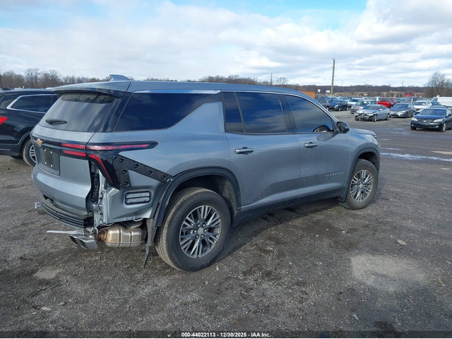 Chevrolet Traverse 2.5L I-4 DI, DOHC, VVT, TURBO, 328HP Front Wheel Drive - автомобили, коли, обяви за нови и употребявани 3