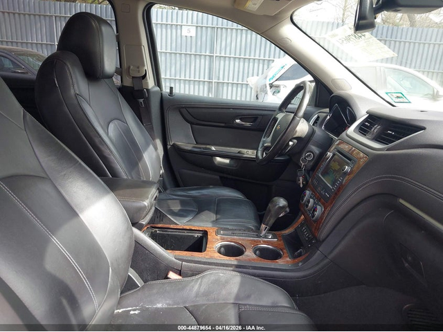 Chevrolet Traverse 3.6L V-6 DI, DOHC, VVT, 281HP Front Wheel Drive - автомобили, коли, обяви за нови и употребявани 4